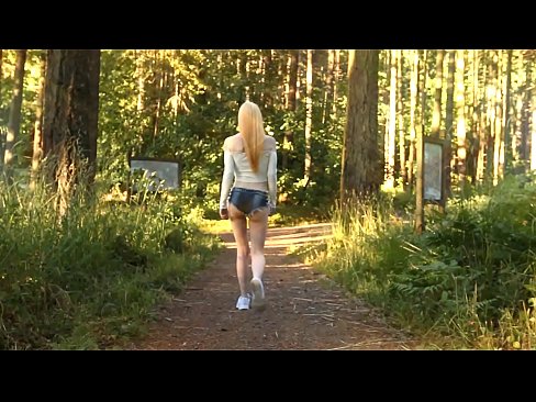 ❤️ awéwé geulis gerak lalaunan, teu buligir video video bangsat  dina su.superpornpics.ru